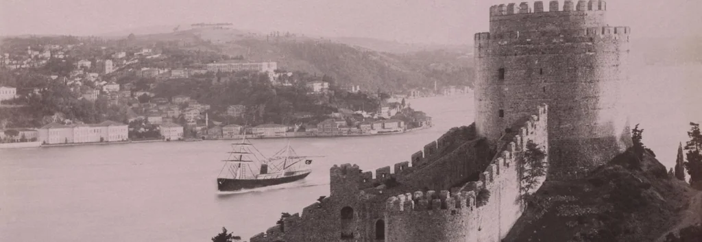 An illustration from [Album of Egyptian and Turkish photographs. Volume 1 / assembled by Rudolf H. and Lulu Reinhart in 1906 on their wedding trip], 1906, leaf 91