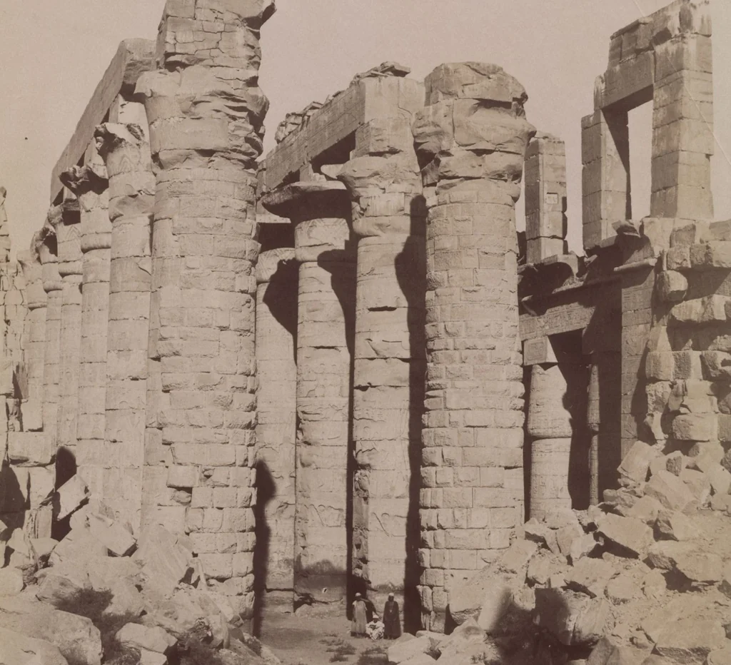 An illustration from [Album of Egyptian and Turkish photographs. Volume 1 / assembled by Rudolf H. and Lulu Reinhart in 1906 on their wedding trip], 1906, leaf 96