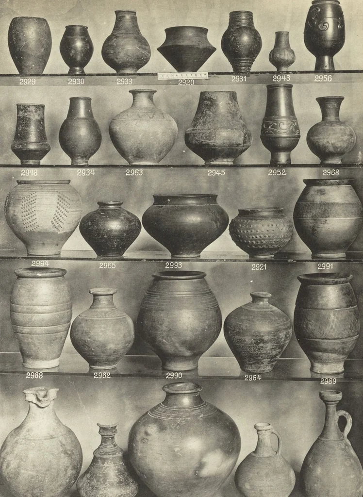 An illustration from Beschreibung römischer Altertümer [volume 2] / gesammelt von Carl Anton Niessen, 1911, leaf 207