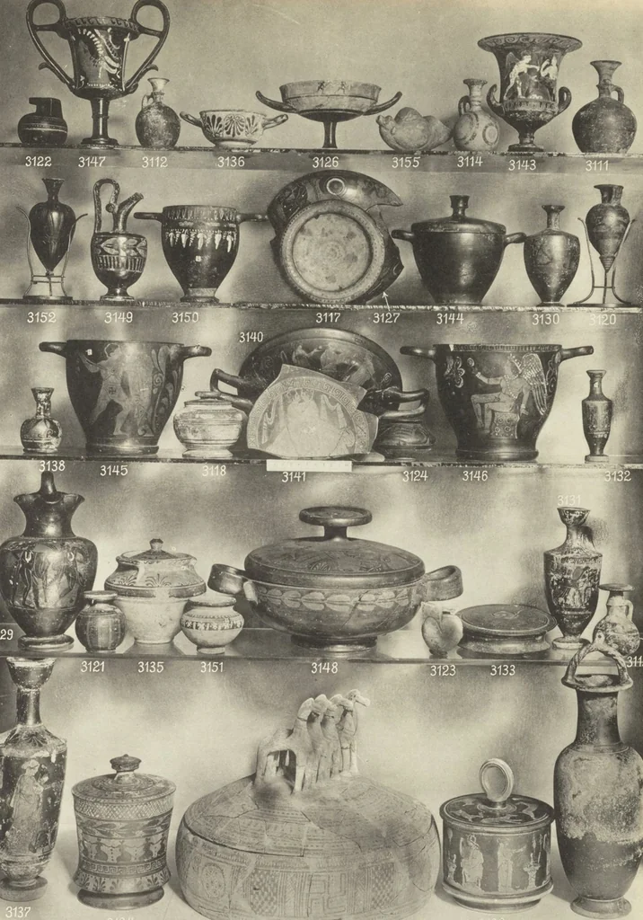 An illustration from Beschreibung römischer Altertümer [volume 2] / gesammelt von Carl Anton Niessen, 1911, leaf 215
