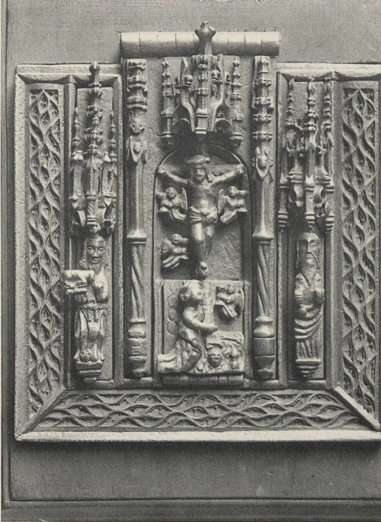 An illustration from Documents de ferronnerie ancienne du XIIe au XVIIIe siècle : recueil de 40 planches comprenant plus de 100 documents de ferronnerie monumentale et de serrurerie fine ..., 1922, leaf 20