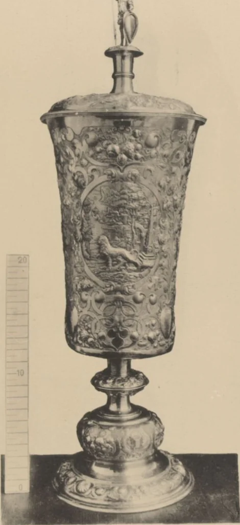 An illustration from Auswahl von kunstgewerblichen Gegenständen aus der retrospectiven Ausstellung der allgemeinen Landes- und Jubiläums-Ausstellung in Prag 1891, 1892, leaf 114