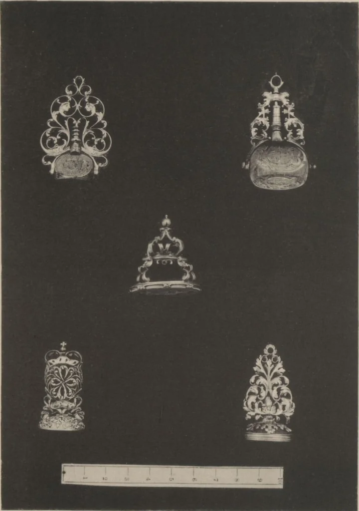 An illustration from Auswahl von kunstgewerblichen Gegenständen aus der retrospectiven Ausstellung der allgemeinen Landes- und Jubiläums-Ausstellung in Prag 1891, 1892, leaf 126