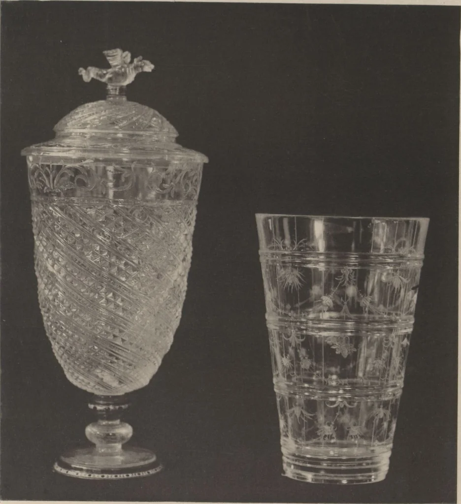 An illustration from Auswahl von kunstgewerblichen Gegenständen aus der retrospectiven Ausstellung der allgemeinen Landes- und Jubiläums-Ausstellung in Prag 1891, 1892, leaf 166