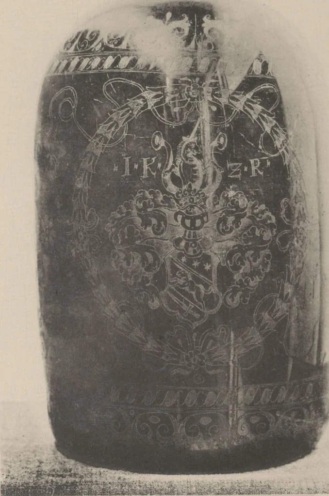An illustration from Auswahl von kunstgewerblichen Gegenständen aus der retrospectiven Ausstellung der allgemeinen Landes- und Jubiläums-Ausstellung in Prag 1891, 1892, leaf 176