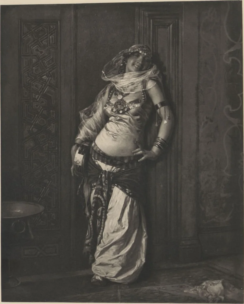 An illustration from Mr. Vanderbilt's house and collection : volume 3 / described by Edward Strahan, 1883, leaf 22