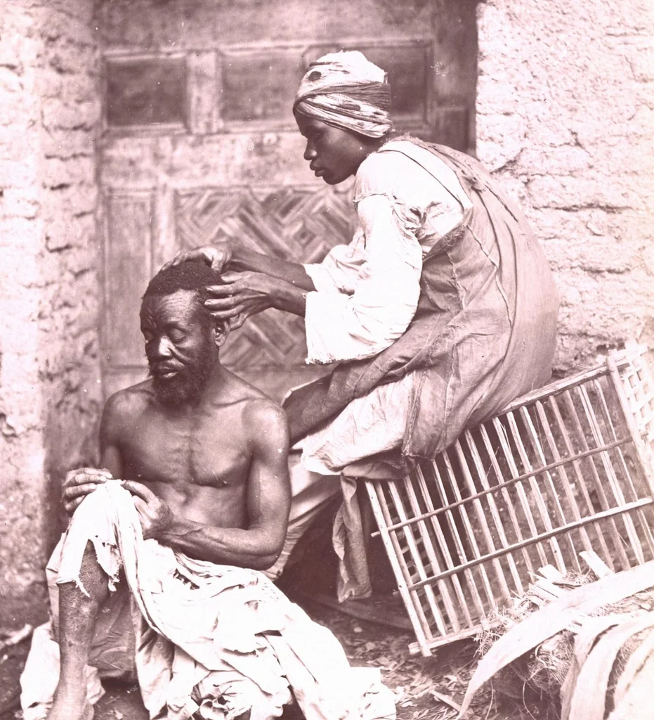 An illustration from [Album of Egyptian and Turkish photographs. Volume 2 / assembled by Rudolf H. and Lulu Reinhart in 1906 on their wedding trip], 1906, leaf 14