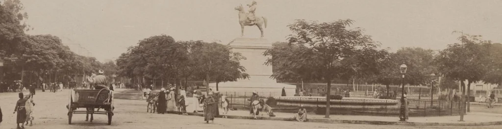 An illustration from [Album of Egyptian and Turkish photographs. Volume 2 / assembled by Rudolf H. and Lulu Reinhart in 1906 on their wedding trip], 1906, leaf 3