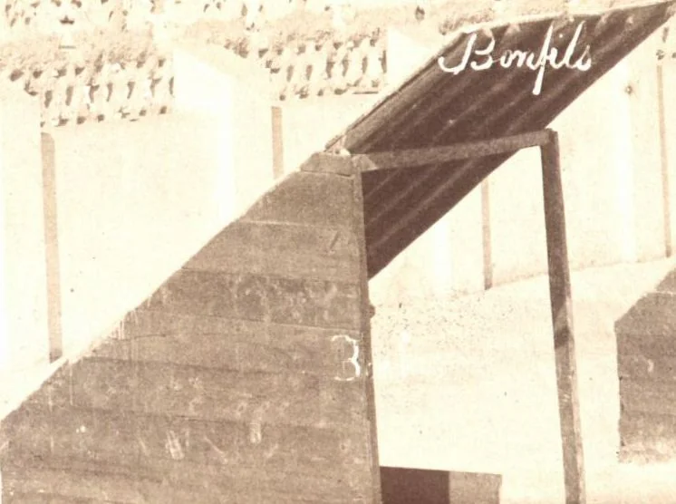 An illustration from [Album of Egyptian and Turkish photographs. Volume 2 / assembled by Rudolf H. and Lulu Reinhart in 1906 on their wedding trip], 1906, leaf 4