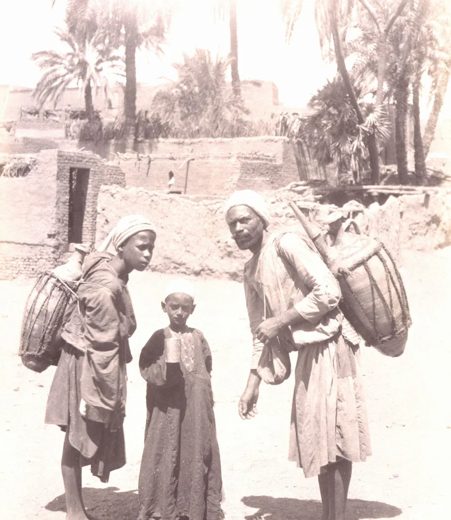 An illustration from [Album of Egyptian and Turkish photographs. Volume 2 / assembled by Rudolf H. and Lulu Reinhart in 1906 on their wedding trip], 1906, leaf 50