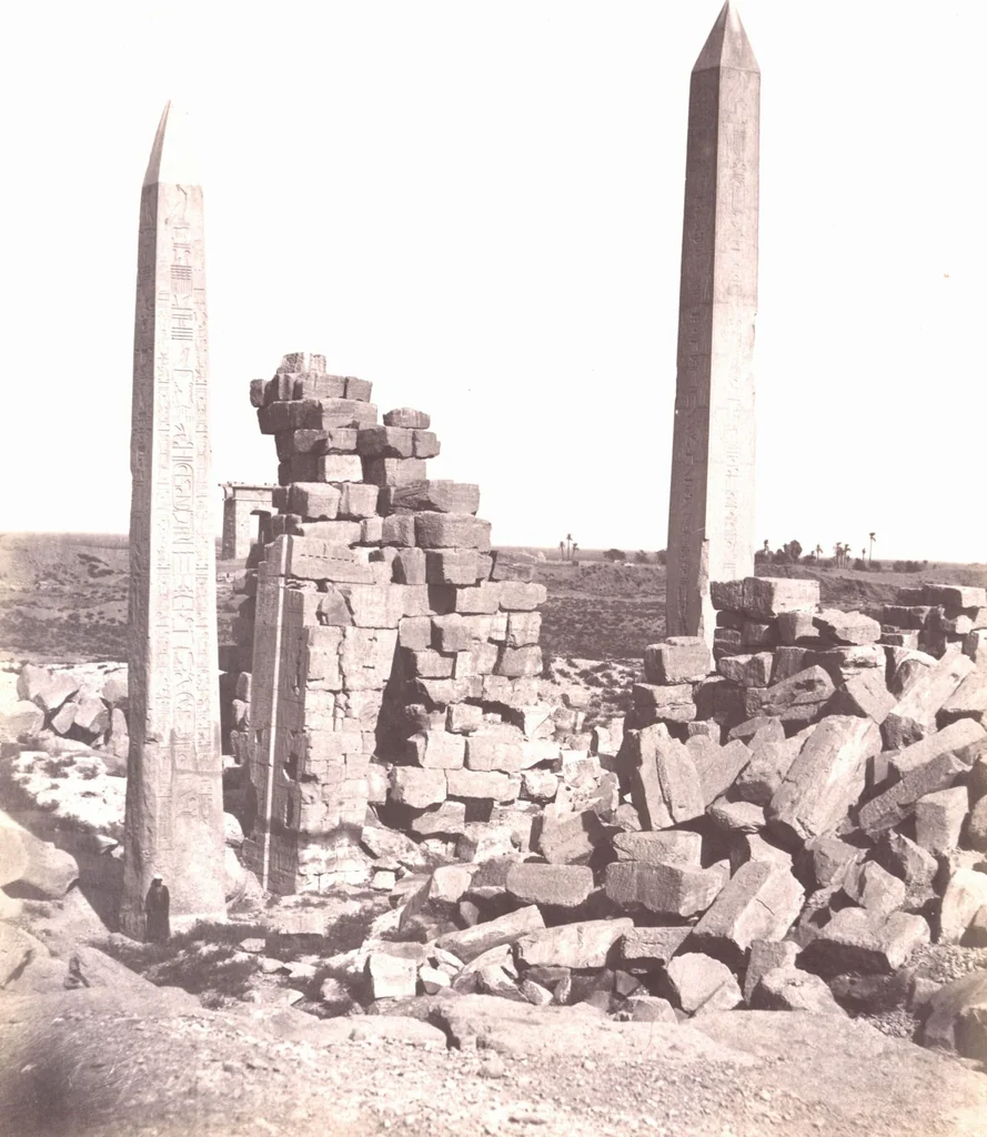 An illustration from [Album of Egyptian and Turkish photographs. Volume 2 / assembled by Rudolf H. and Lulu Reinhart in 1906 on their wedding trip], 1906, leaf 65