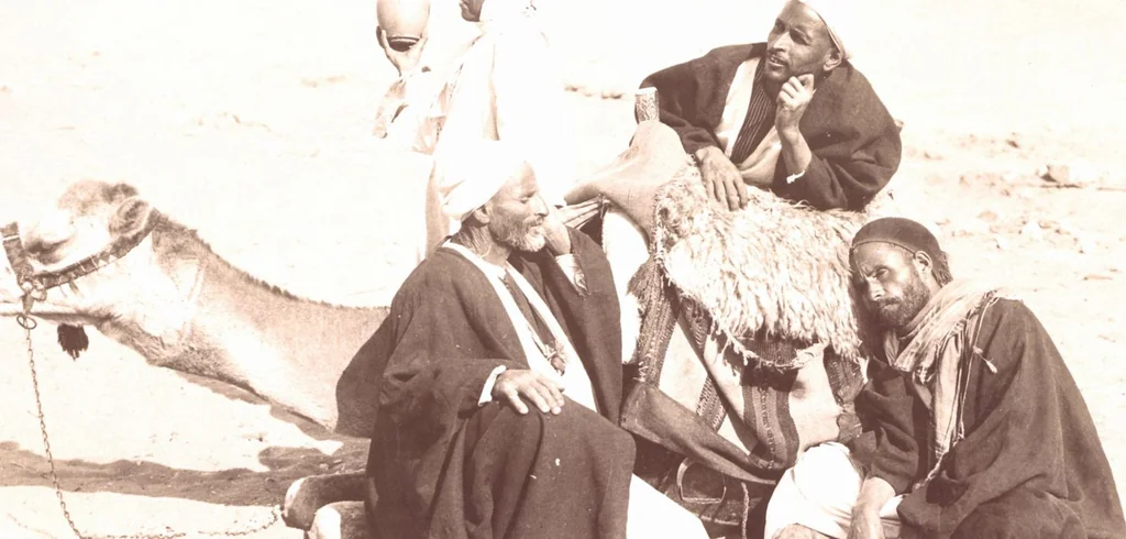 An illustration from [Album of Egyptian and Turkish photographs. Volume 2 / assembled by Rudolf H. and Lulu Reinhart in 1906 on their wedding trip], 1906, leaf 80