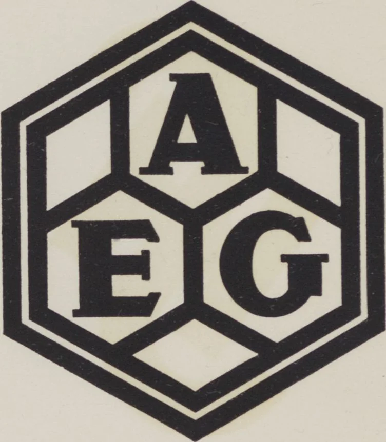 An illustration from Handelsmarken und Fabrikzeichen, von Carl Ernst Hinkefuss und Wilhelm H. Deffke, 1917, leaf 48