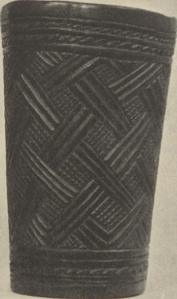 An illustration from Blondiau-Theatre Arts collection of primitive African art : on exhibition, February 7th to March 5th, 1927, The New Art Circle, 1927, leaf 20