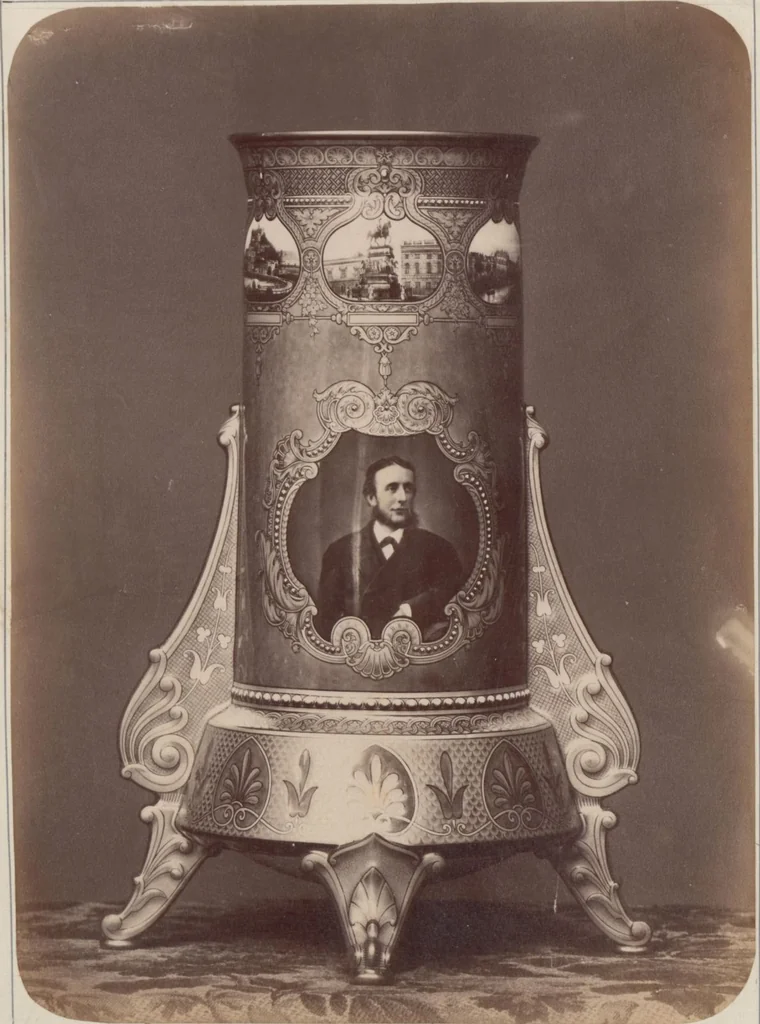 An illustration from A descriptive catalogue of a collection of royal historical porcelain, designed and painted in Europe during the eleven years beginning 1878 and ending 1889 : holograph and photographs, [189-?] / by J.S. Potter, 1878, leaf 52