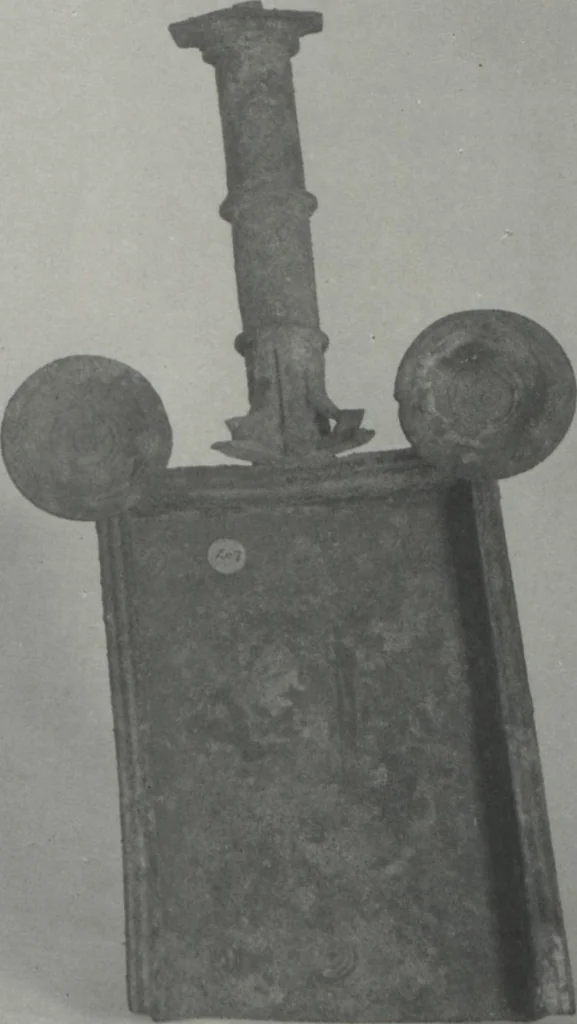 An illustration from Frank J. Gould : Photographs, [ca. 1910], 1910, leaf 15