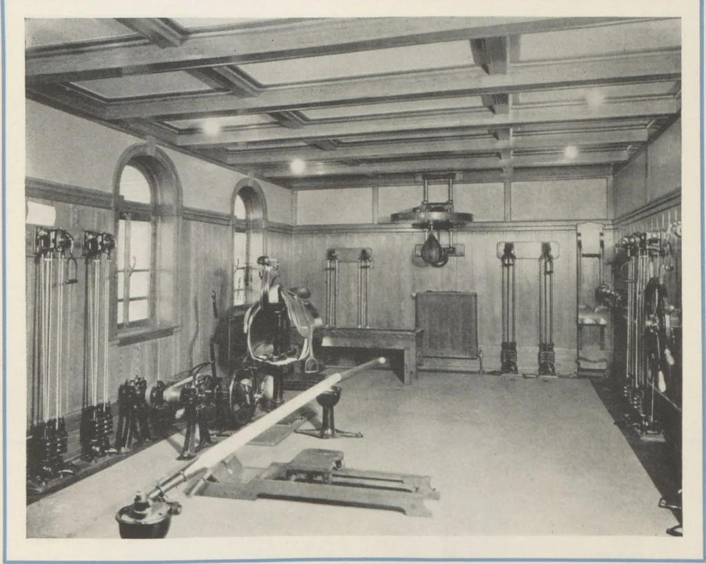 An illustration from 2nd cabin to Europe : S.S. Leviathan, S.S. George Washington, 1922, leaf 9