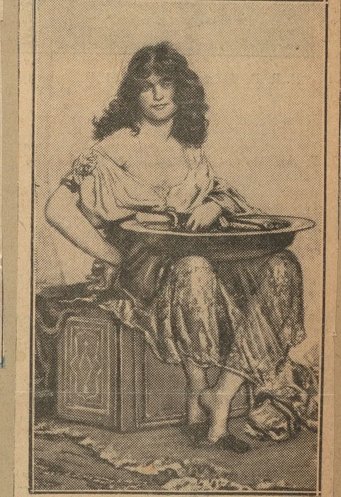 An illustration from [The Salome of Henri Regnault, a scrap book of clippings relating to its purchase by M. Knoedler & Co. at the sale of the Marquise Landolfo Carcano, May 30, 1912] : Volume 1, 1912, leaf 108