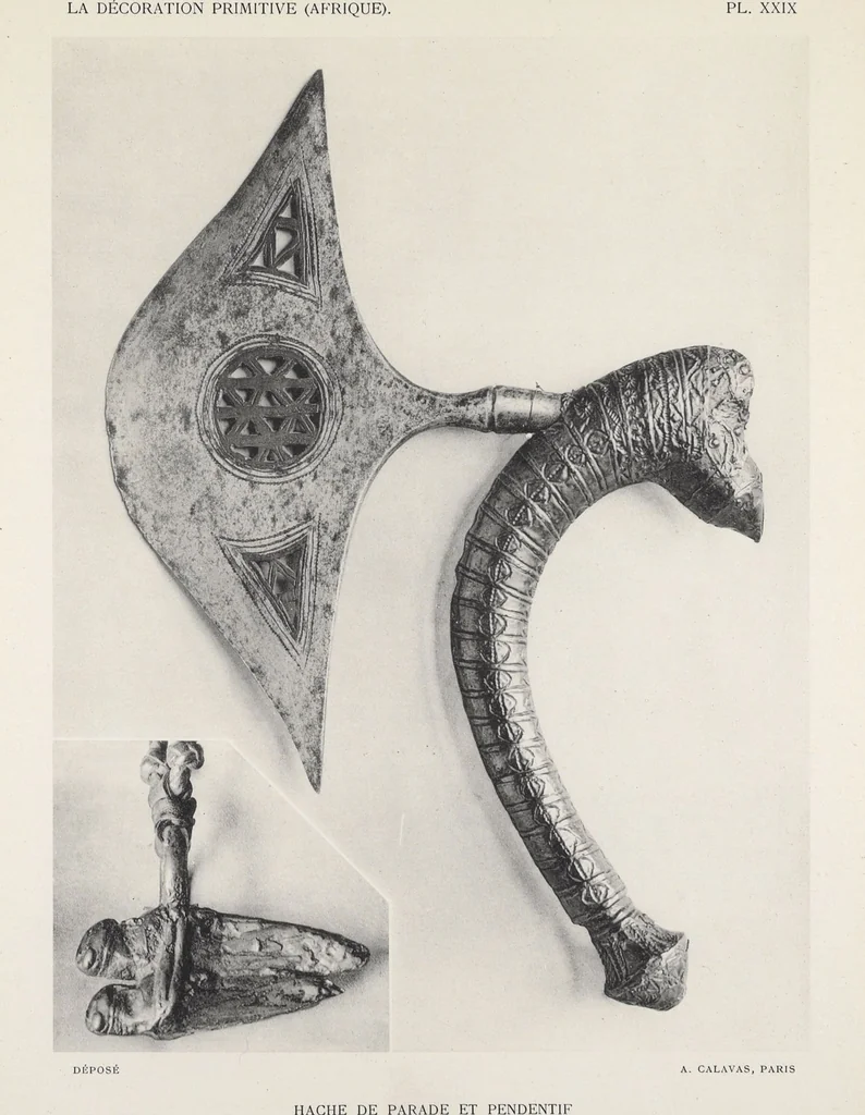 An illustration from La decoration primitive : Afrique : quarante-deux planches accompagnées d'une préface et d'une table descriptive / P.-C. Lepage, 1922, leaf 70