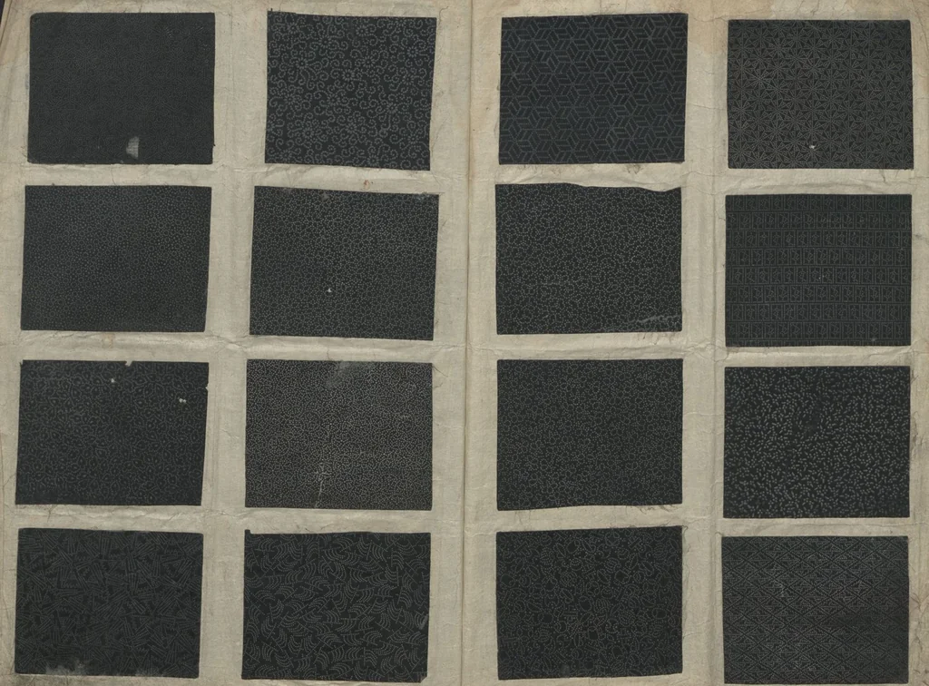 An illustration from Book of Designs (Kame jirushi Shin Komon hon chō 亀印 新小紋本帳 ), 1680, leaf 21