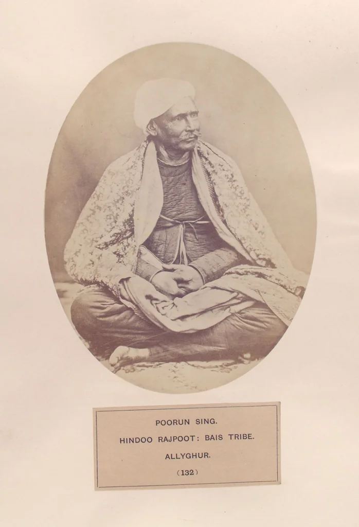 An illustration from The people of India : A series of photographic illustrations, with descriptive letterpress, of the races and tribes of Hindustan, originally prepared under the authority of the government of India, and reproduced, 1868, leaf 139