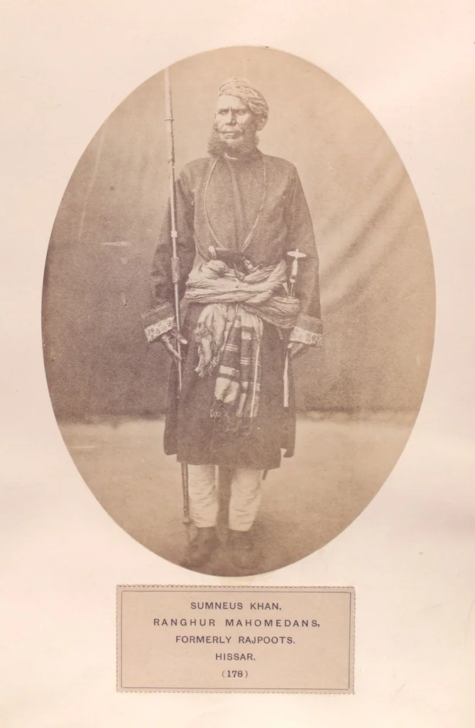 An illustration from The people of India : A series of photographic illustrations, with descriptive letterpress, of the races and tribes of Hindustan, originally prepared under the authority of the government of India, and reproduced, 1868, leaf 186
