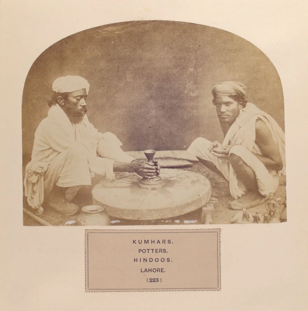 An illustration from The people of India : A series of photographic illustrations, with descriptive letterpress, of the races and tribes of Hindustan, originally prepared under the authority of the government of India, and reproduced, 1868, leaf 231