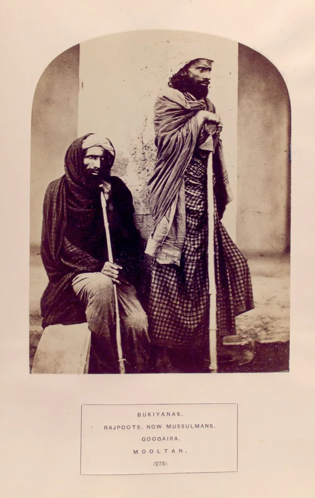 An illustration from The people of India : A series of photographic illustrations, with descriptive letterpress, of the races and tribes of Hindustan, originally prepared under the authority of the government of India, and reproduced, 1868, leaf 282