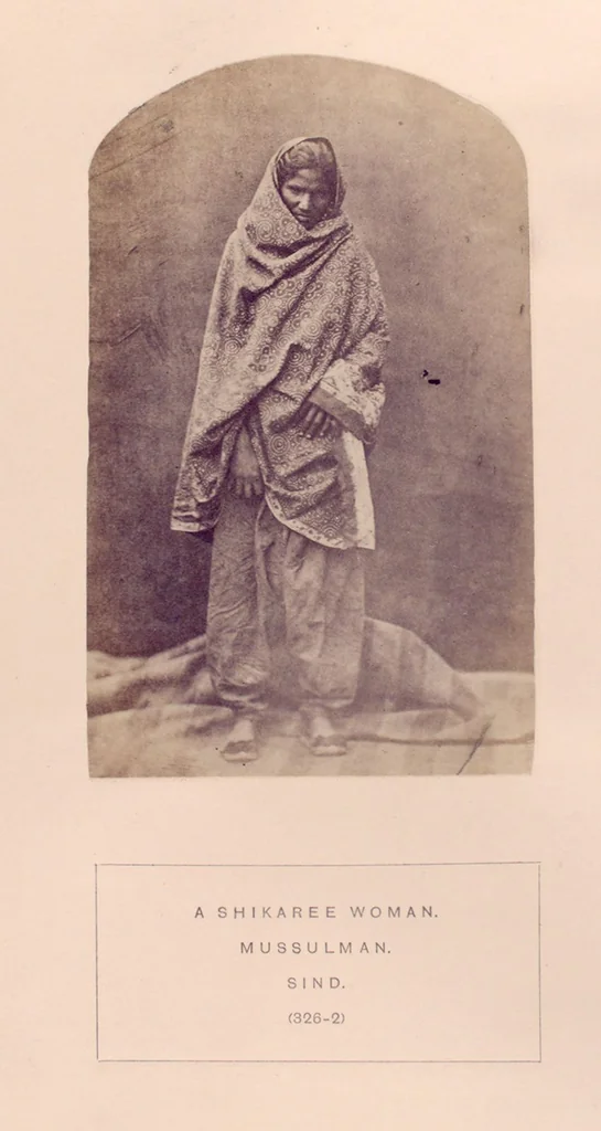 An illustration from The people of India : A series of photographic illustrations, with descriptive letterpress, of the races and tribes of Hindustan, originally prepared under the authority of the government of India, and reproduced, 1868, leaf 337