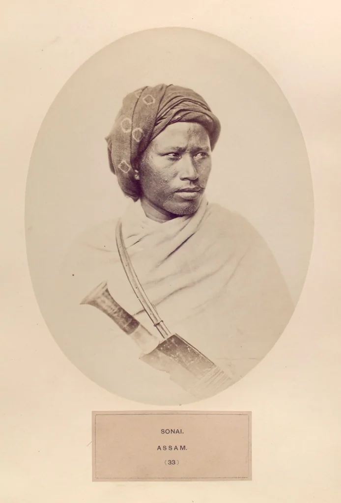 An illustration from The people of India : A series of photographic illustrations, with descriptive letterpress, of the races and tribes of Hindustan, originally prepared under the authority of the government of India, and reproduced, 1868, leaf 35