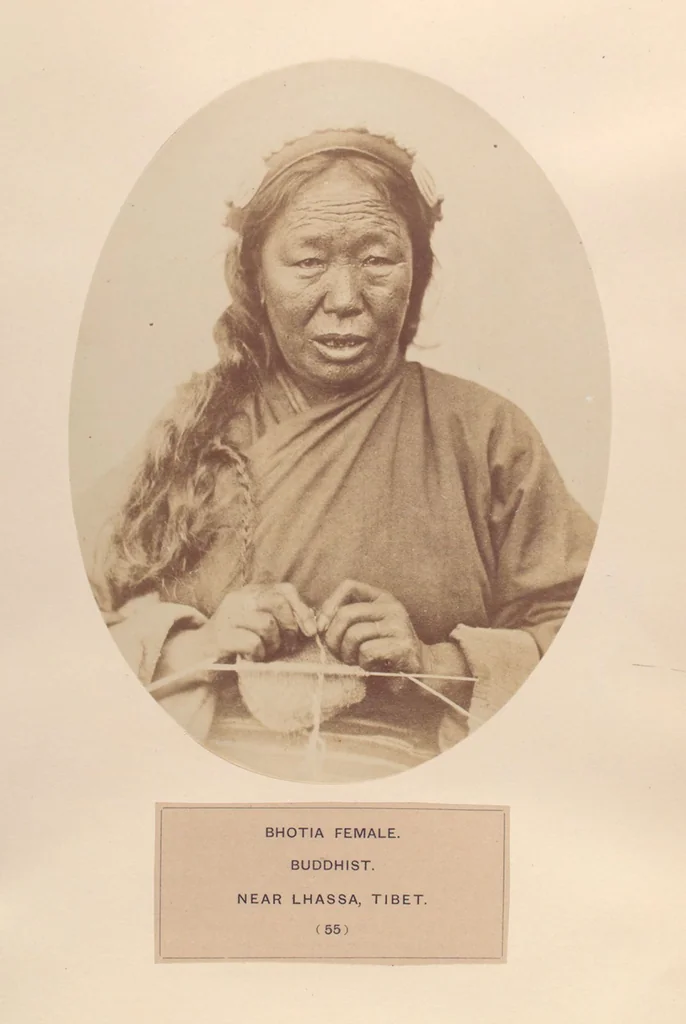An illustration from The people of India : A series of photographic illustrations, with descriptive letterpress, of the races and tribes of Hindustan, originally prepared under the authority of the government of India, and reproduced, 1868, leaf 58