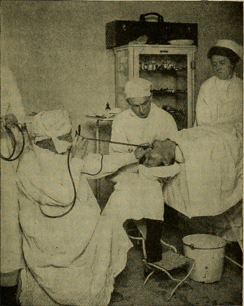 An illustration from Modern surgery, general and operative / by John Chalmers DaCosta., 1914, leaf 913