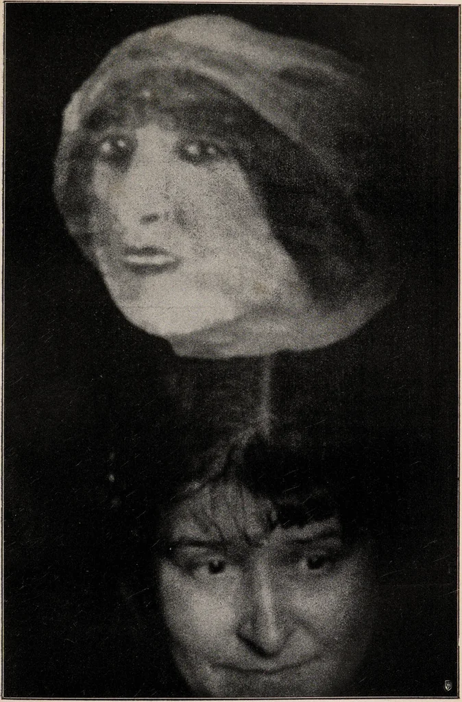 An illustration from Phenomena of materialisation : a contribution to the investigation of mediumistic teleplastics / by Baron von Schrenck Notzing ; translated by E.E. Fournier d'Albe., 1923, leaf 325