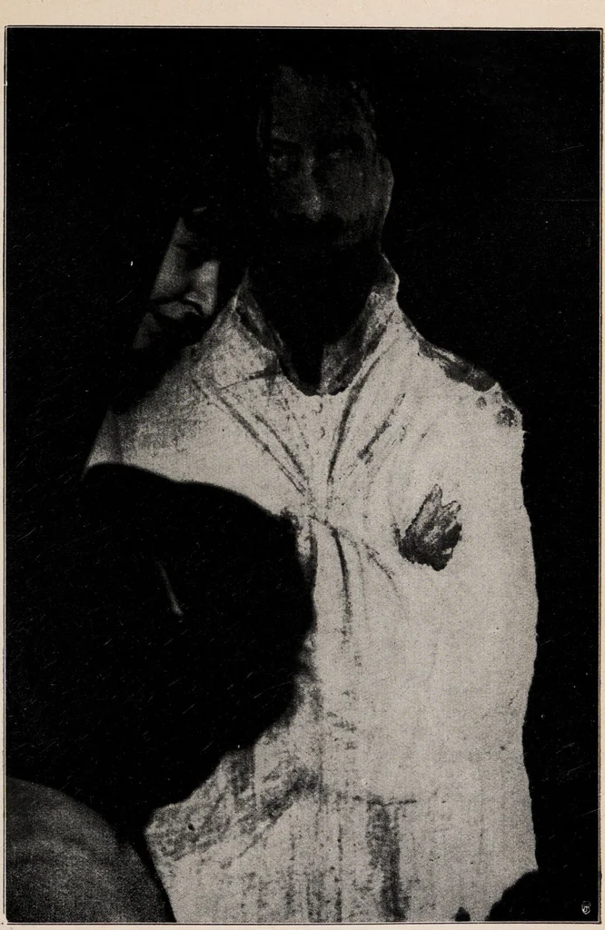 An illustration from Phenomena of materialisation : a contribution to the investigation of mediumistic teleplastics / by Baron von Schrenck Notzing ; translated by E.E. Fournier d'Albe., 1923, leaf 361