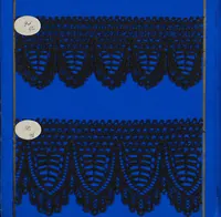 Picture 4 of 5 from Lace sample book (1900), leaf 21