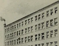 An illustration from 1905 catalogue : the gold and silversmiths (1905)