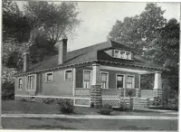 An illustration from A plan book of Harris homes. (1918)