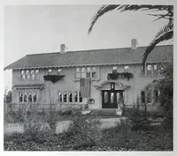 Picture 2 of 15 from Bay State waterproofings. (1925), leaf 5
