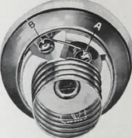 An illustration from Benjamin Electric Mfg. Co., manufacturers, wireless clusters and lighting specialties. (1912)