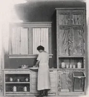 An illustration from Better built homes volume II (1917)
