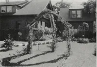 An illustration from Catalog of garden furniture, arbors, pergolas, gateways, trellises, fences, etc. (1920)