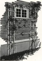 Picture 189 of 216 from Catalog of garden furniture, arbors, pergolas, gateways, trellises, fences, etc. (1920), leaf 96