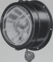 An illustration from Crouse-Hinds imperial arc headlights and imperial incandescent headlights. (1916)