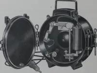 An illustration from Crouse-Hinds imperial arc headlights and imperial incandescent headlights. (1916)