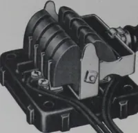 An illustration from Crouse-Hinds imperial arc headlights and imperial incandescent headlights. (1916)