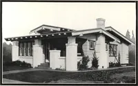 An illustration from West coast bungalows (1913)
