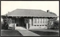 An illustration from West coast bungalows (1913)