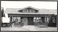 An illustration from West coast bungalows (1913)