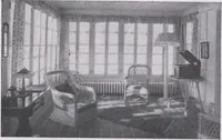 An illustration from The famous fifty and other favorite homes (1916)