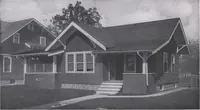 An illustration from The famous fifty and other favorite homes (1916)